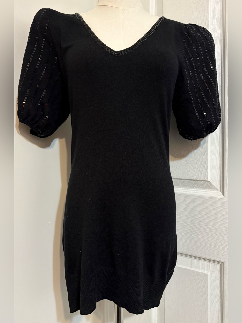 ARDEN B, Black Puff Sleeved Sweaterdress/Tunic with Sequin Details